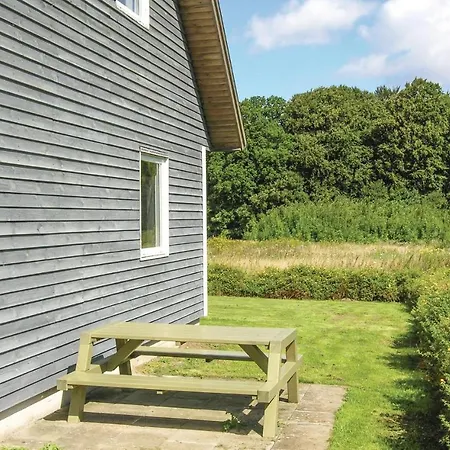 5 Bedroom Beautiful Home In Tranekaer Holiday home Tranekaer